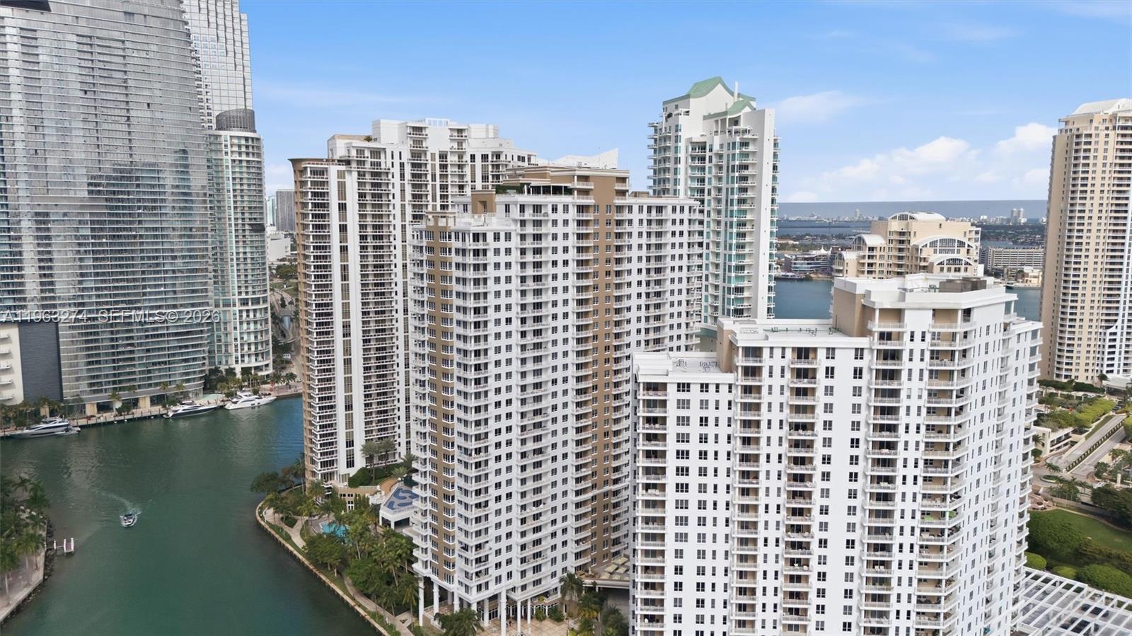 image Courts Brickell Key22