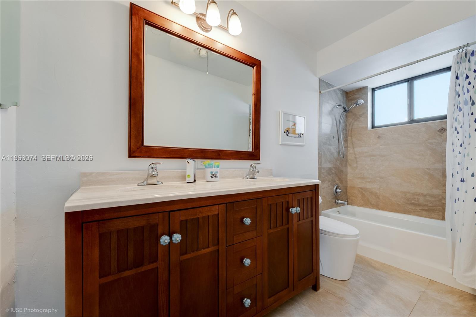 8425 SW 174th St Palmetto Bay, FL 33157