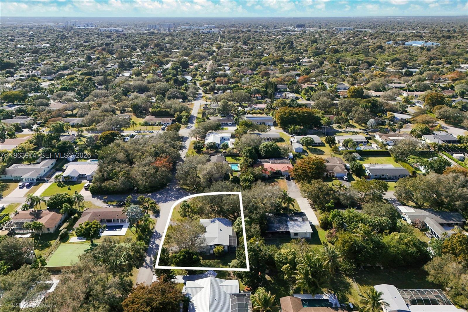 8425 SW 174th St Palmetto Bay, FL 33157