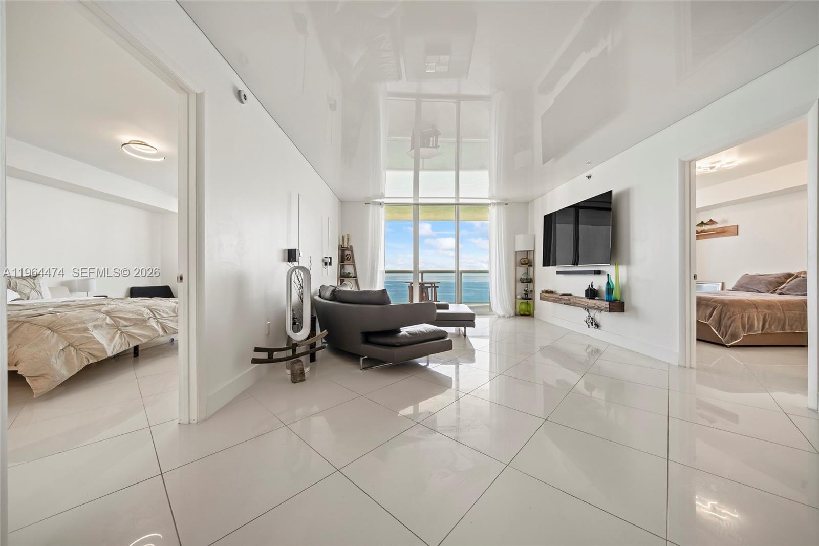 1800 S Ocean Dr #3102 Hallandale Beach, FL 33009