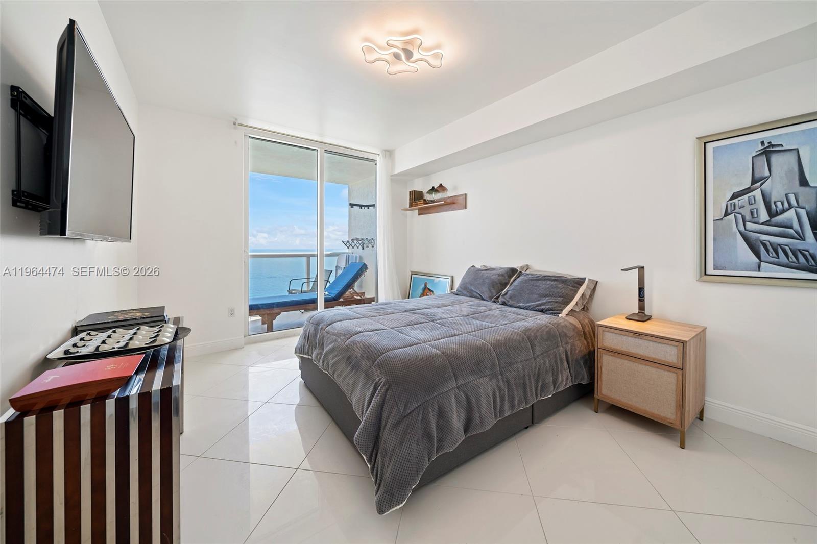 1800 S Ocean Dr #3102 Hallandale Beach, FL 33009