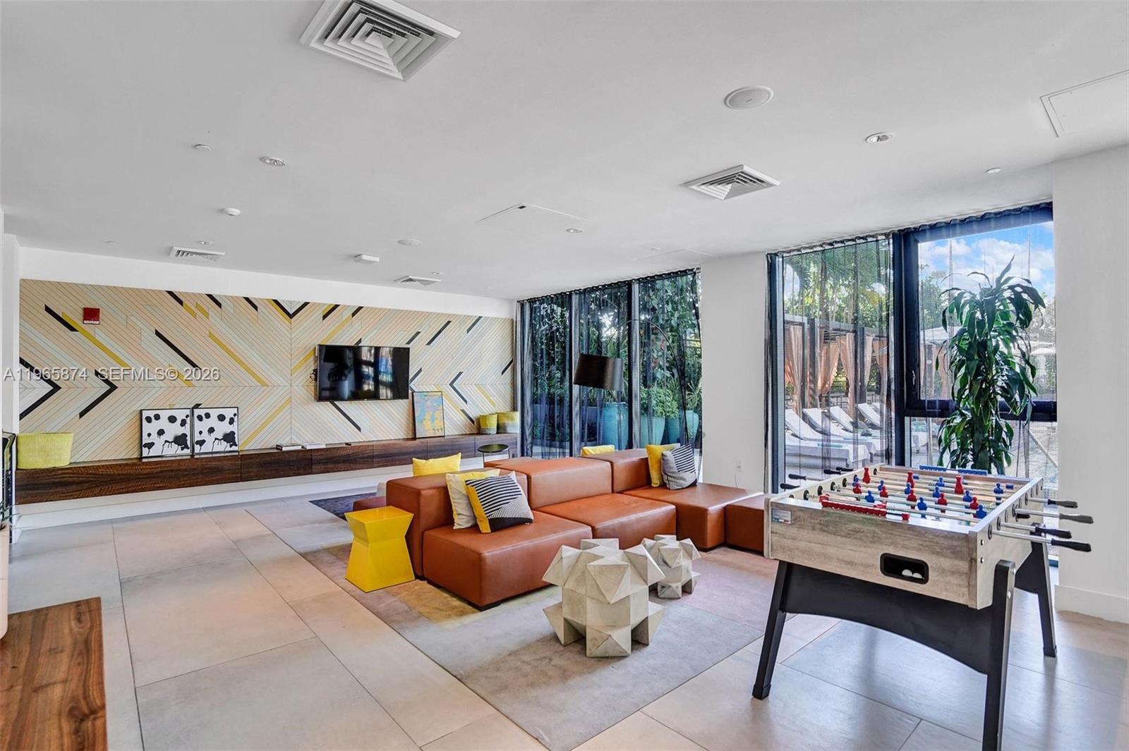 image Hyde Midtown12