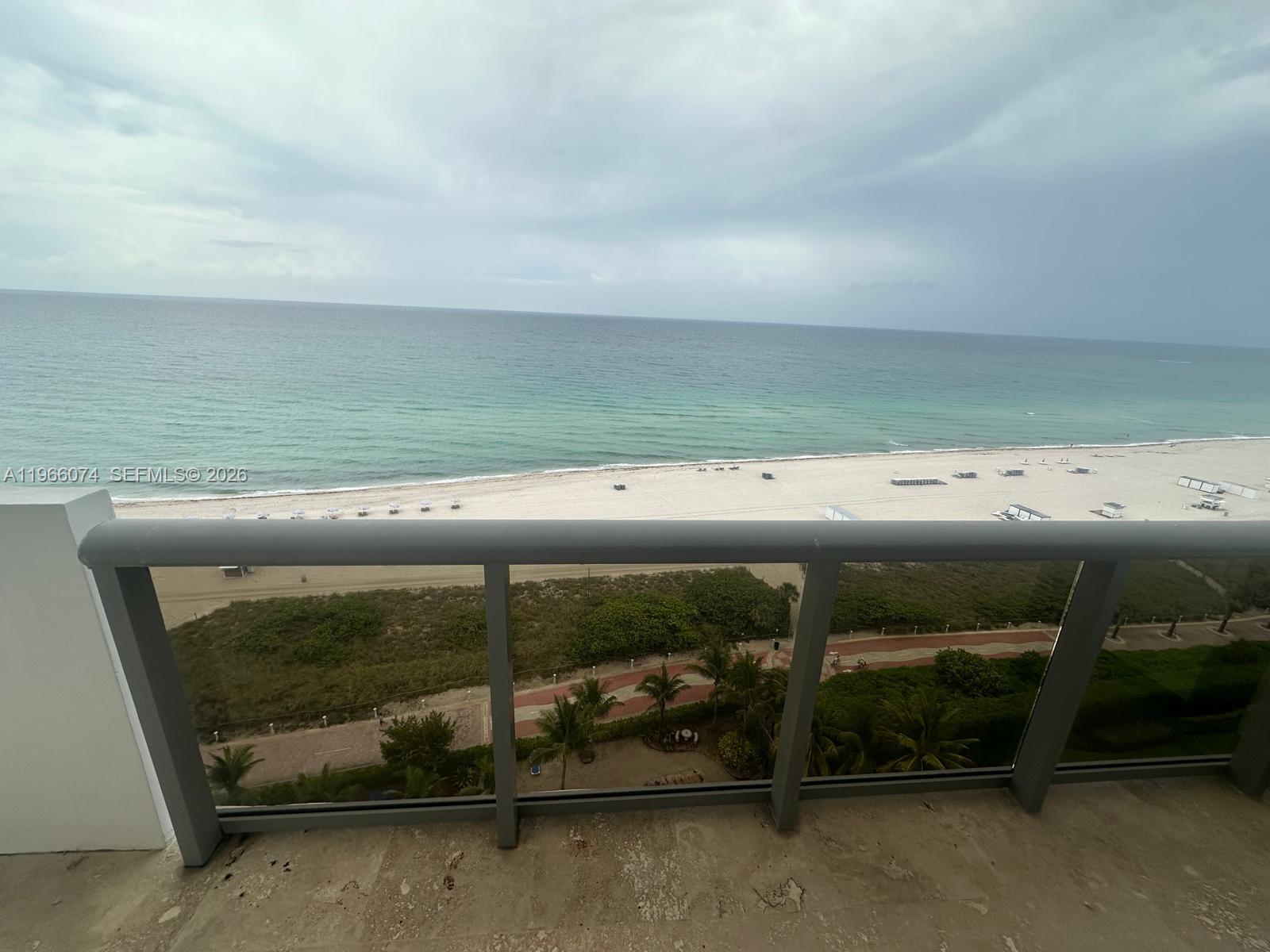 6039 Collins Ave #1625 Miami Beach, FL 33140