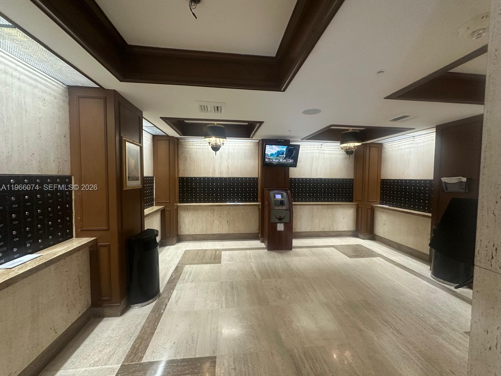 6039 Collins Ave #1625 Miami Beach, FL 33140