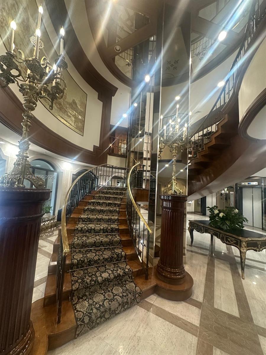 6039 Collins Ave #1625 Miami Beach, FL 33140