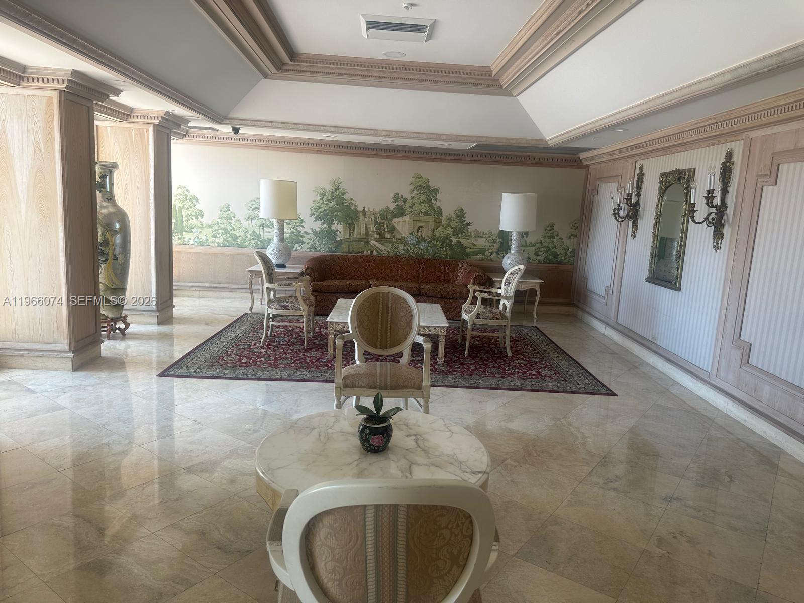 6039 Collins Ave #1625 Miami Beach, FL 33140