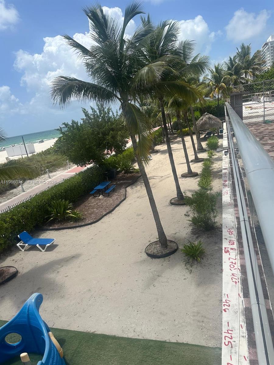 6039 Collins Ave #1625 Miami Beach, FL 33140