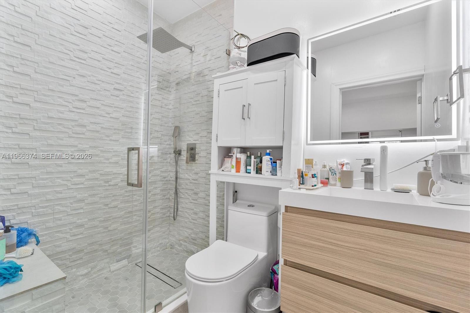 2231 SW 17th St Miami, FL 33145