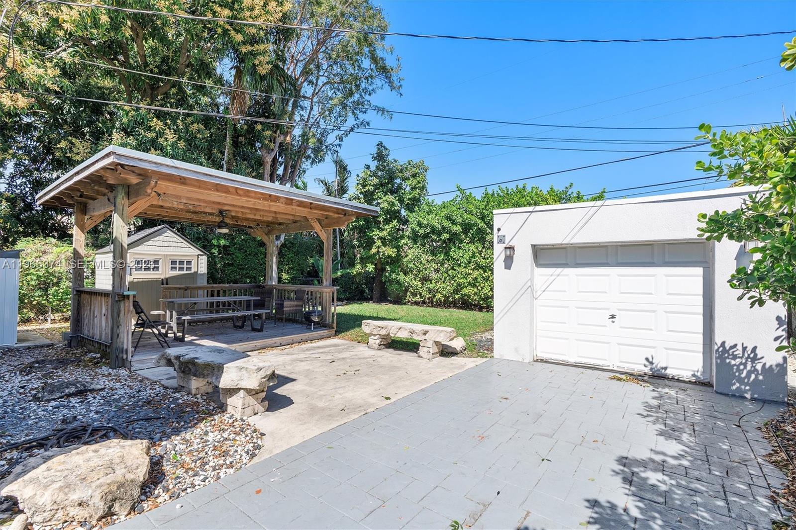 2231 SW 17th St Miami, FL 33145