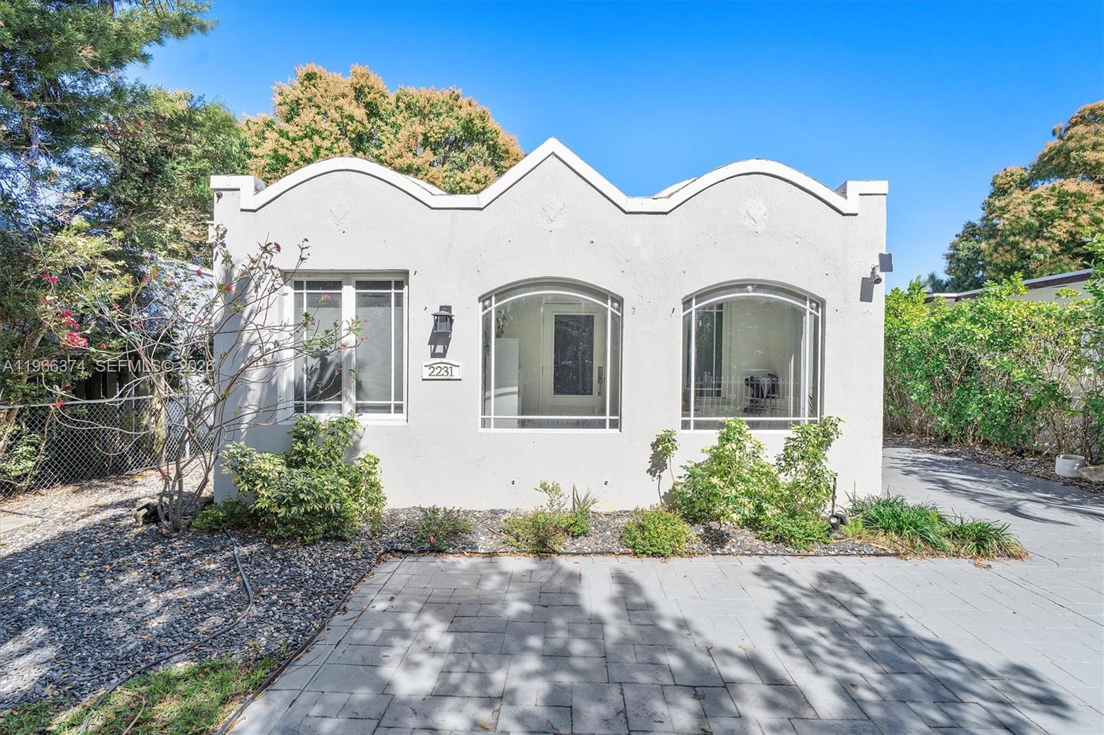 2231 SW 17th St Miami, FL 33145