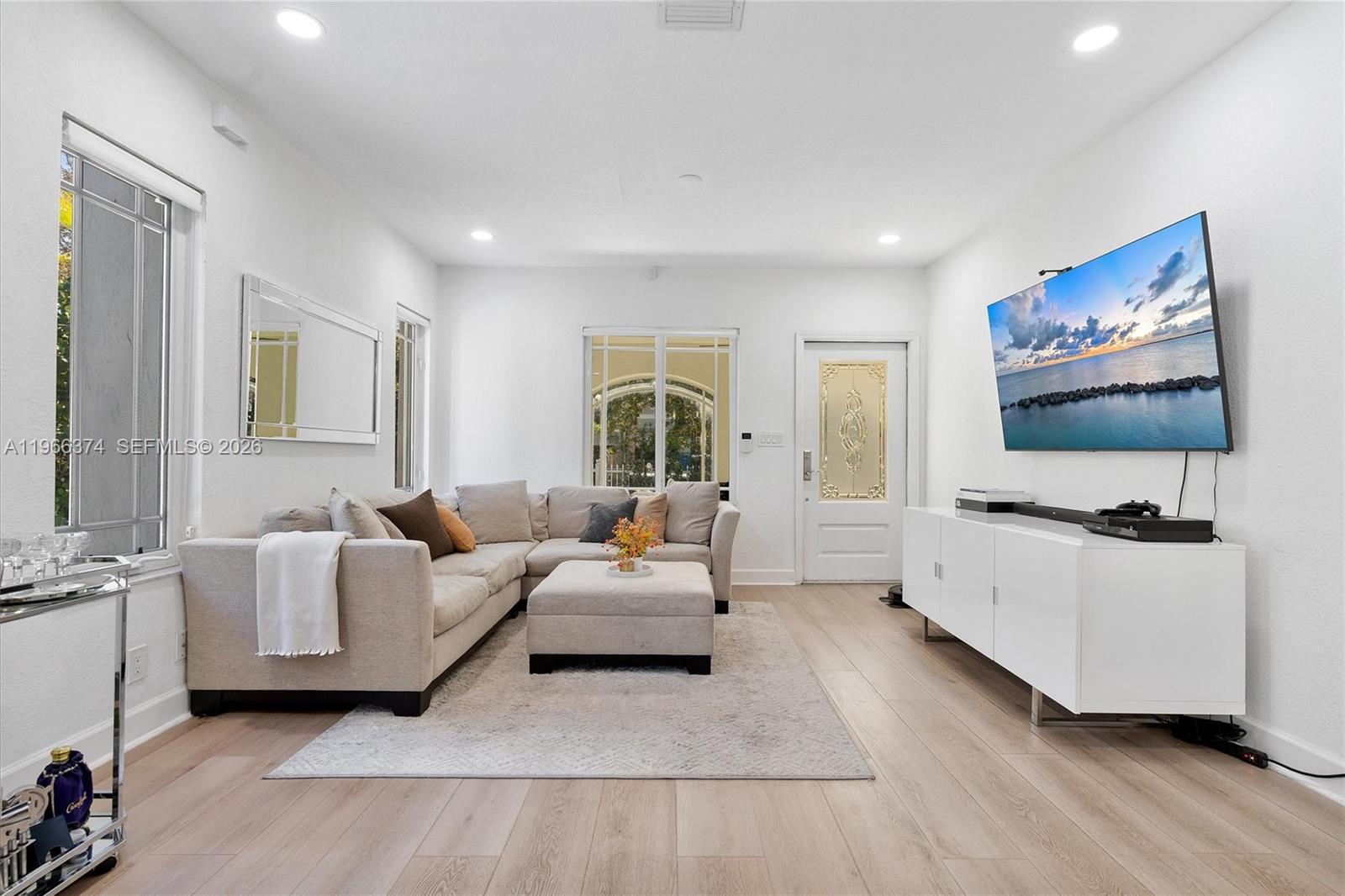 2231 SW 17th St Miami, FL 33145