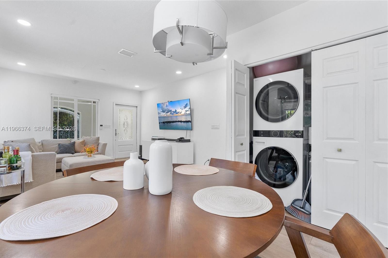 2231 SW 17th St Miami, FL 33145