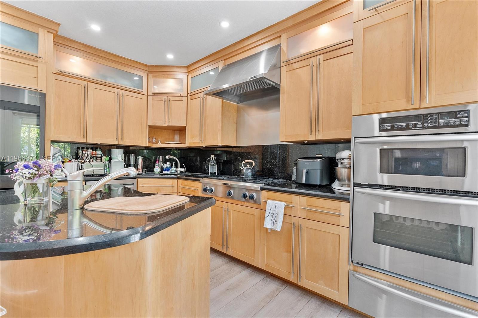 2231 SW 17th St Miami, FL 33145