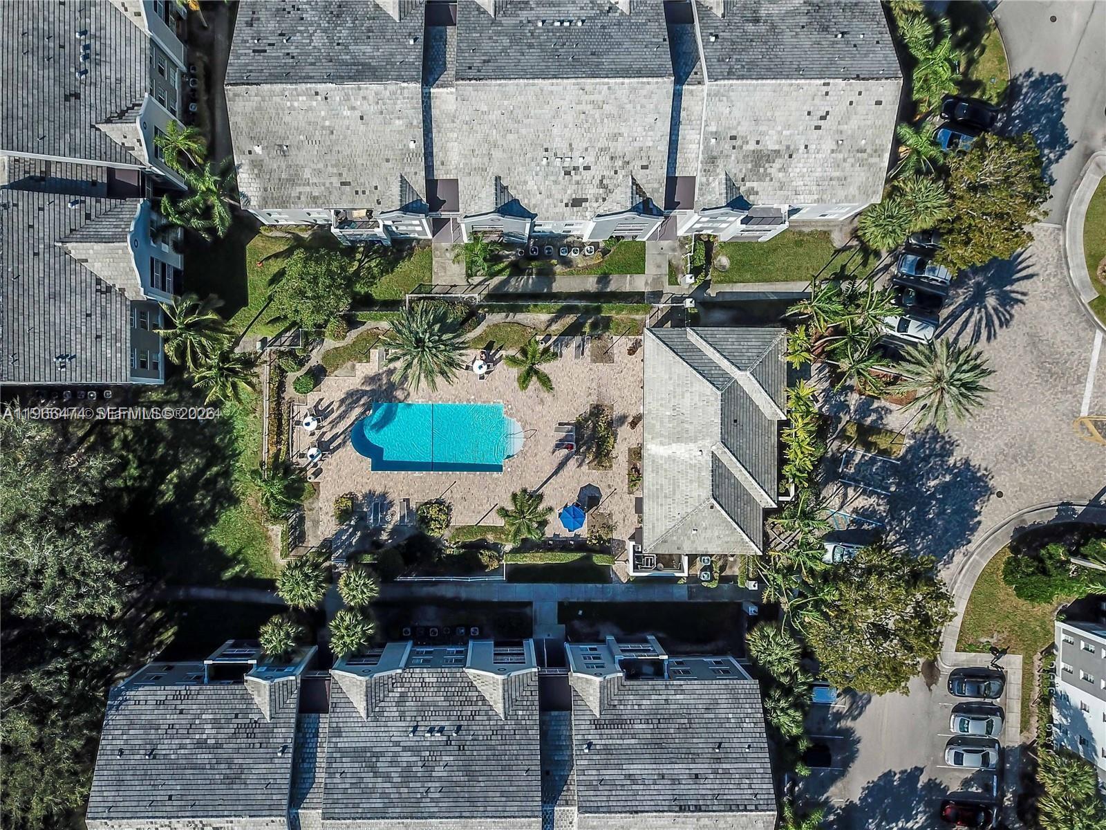 11133 SW 8th St #102 Pembroke Pines, FL 33025