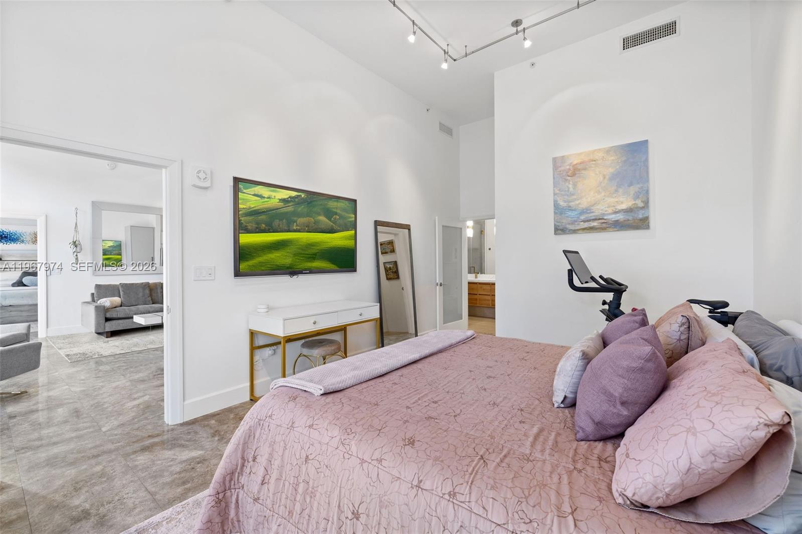 image Meridian Lofts10