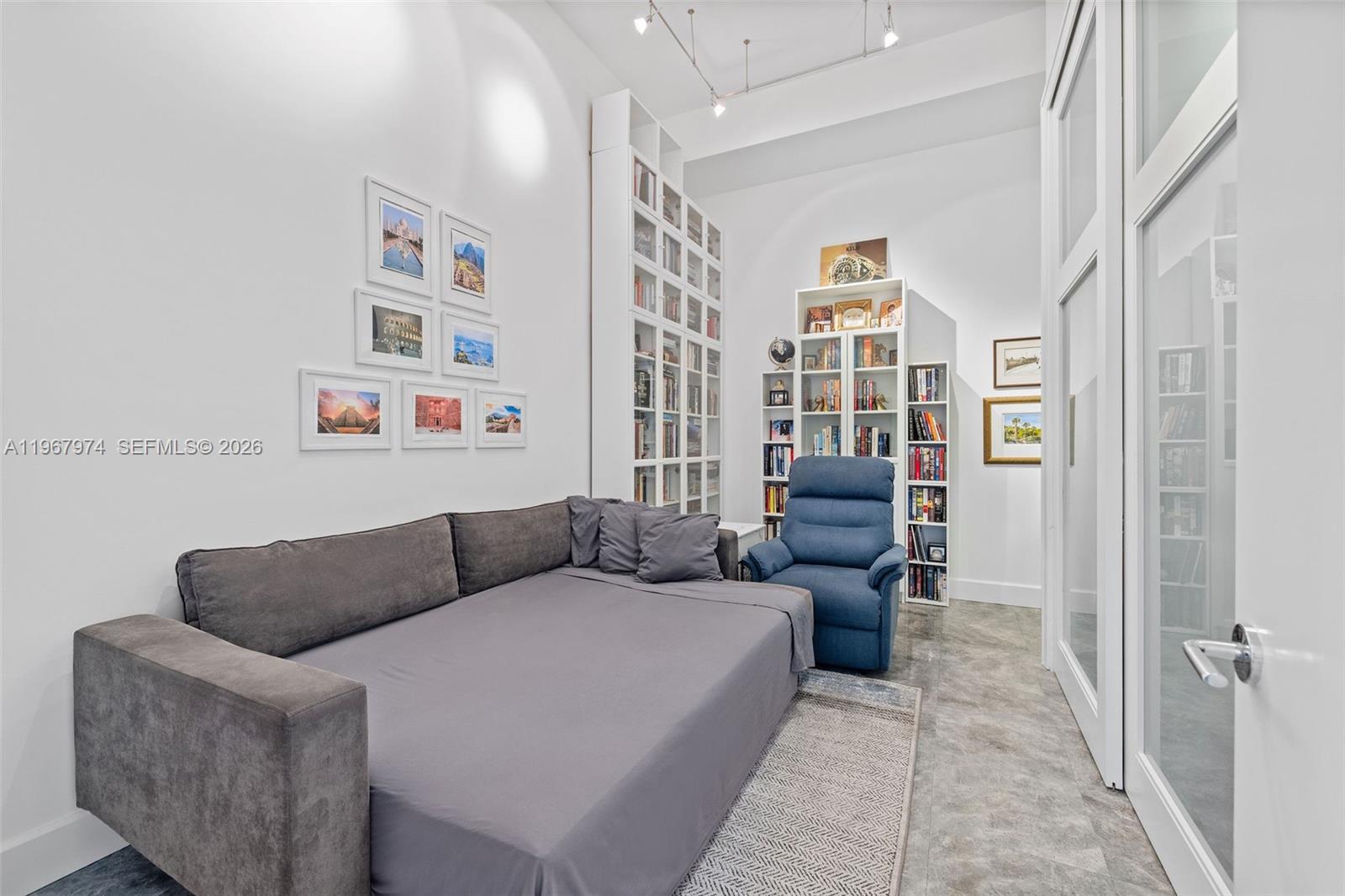 image Meridian Lofts20