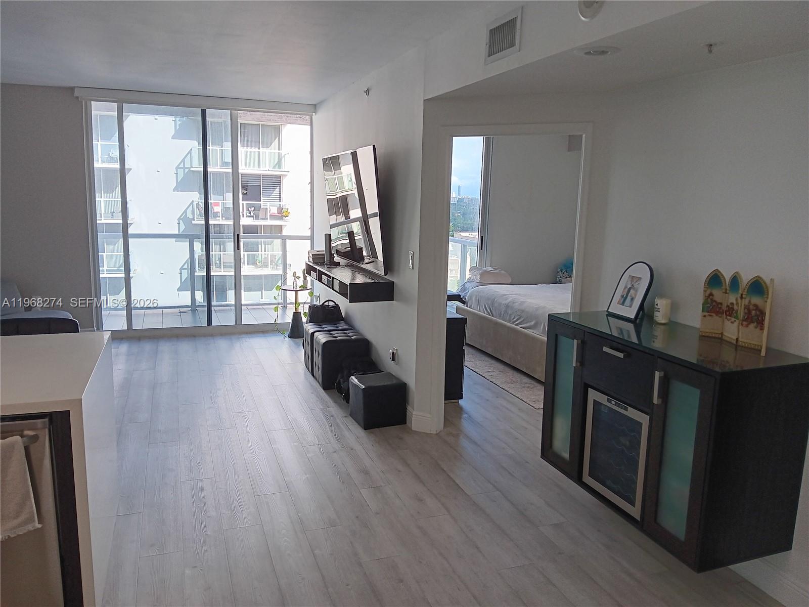 5085 NW 7th St #1412