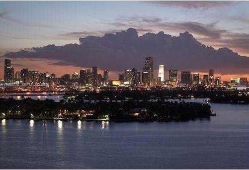 image Mondrian South Beach3