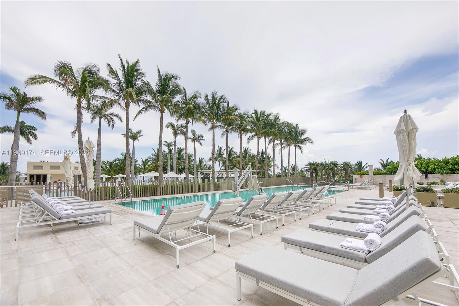 image St Regis Bal Harbour South32