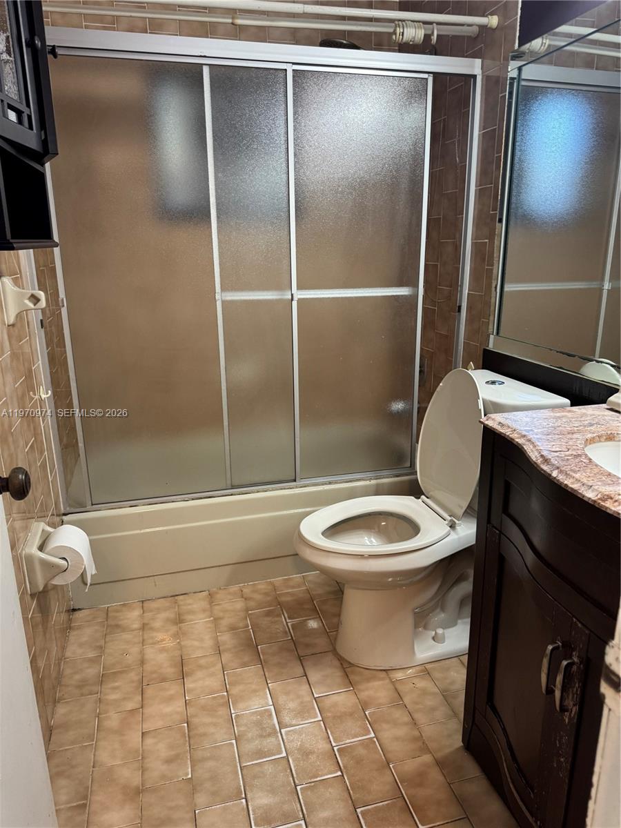 18670 SW 123rd Ct Miami, FL 33177