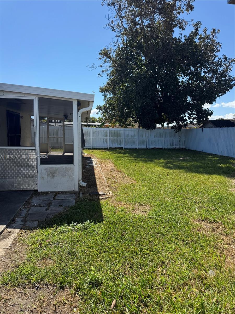 18670 SW 123rd Ct Miami, FL 33177