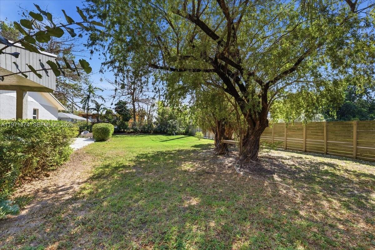 6140 SW 62nd St South Miami, FL 33143