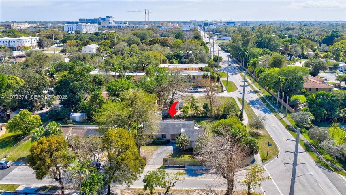 6140 SW 62nd St South Miami, FL 33143