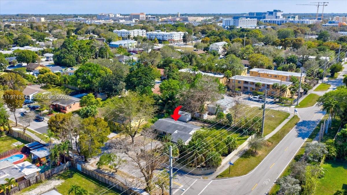 6140 SW 62nd St South Miami, FL 33143