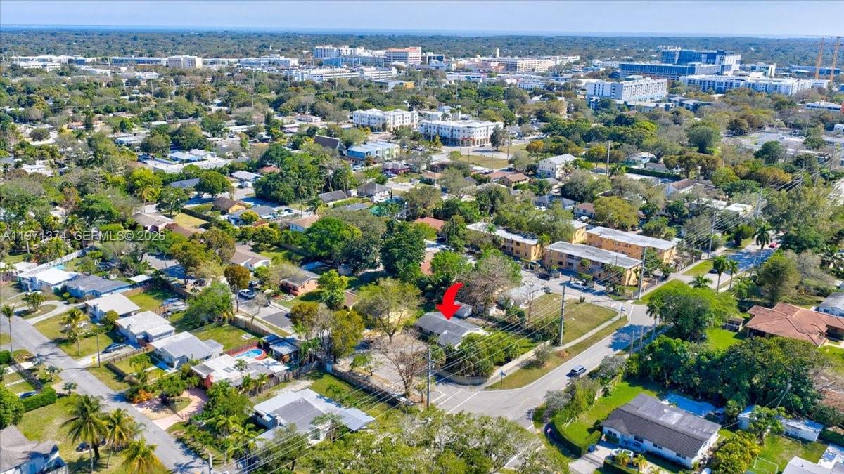 6140 SW 62nd St South Miami, FL 33143