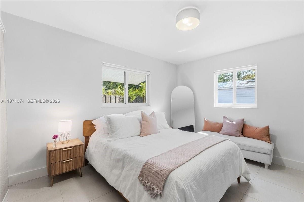 6140 SW 62nd St South Miami, FL 33143