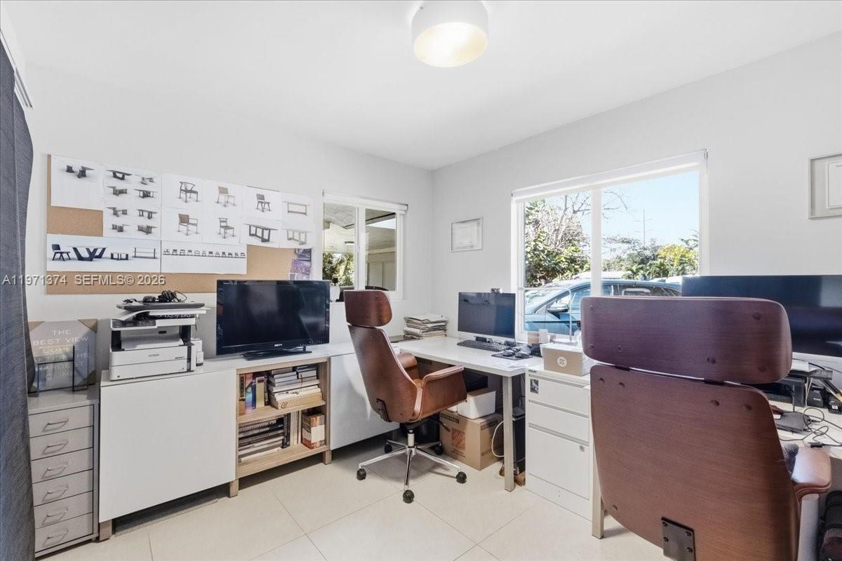 6140 SW 62nd St South Miami, FL 33143