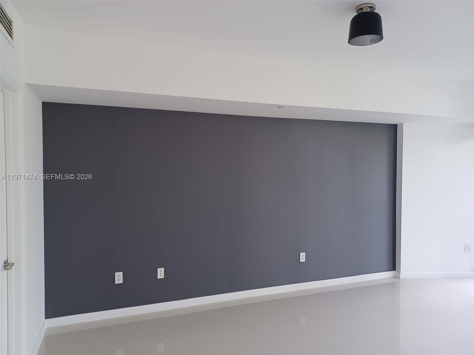 image Icon Brickell II6