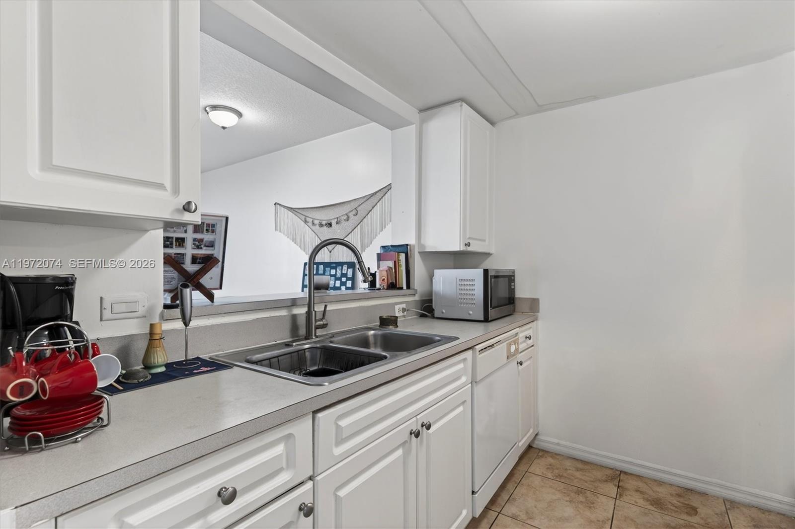 900 SW 8th St #505 Miami, FL 33130