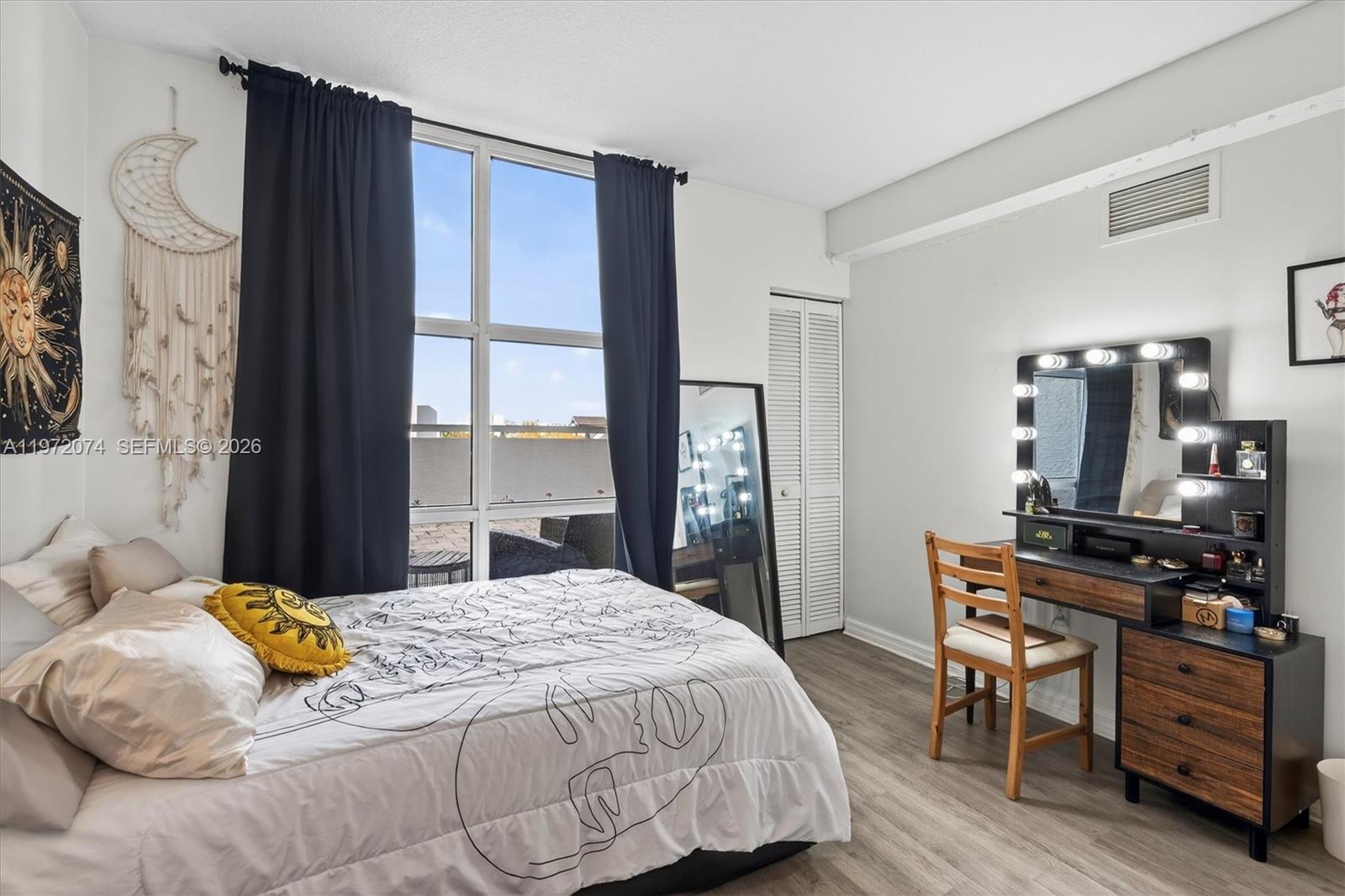 900 SW 8th St #505 Miami, FL 33130