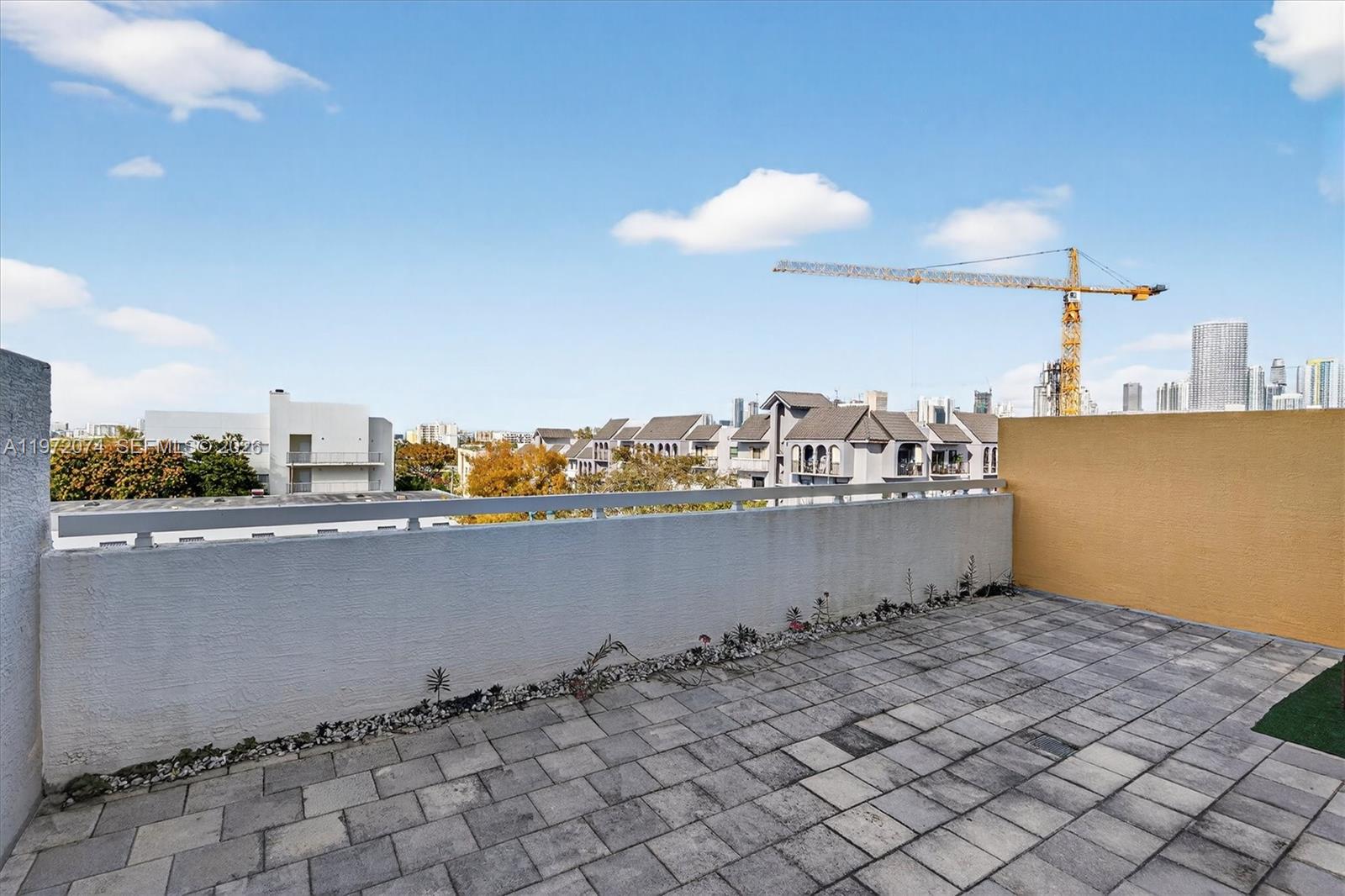 900 SW 8th St #505 Miami, FL 33130