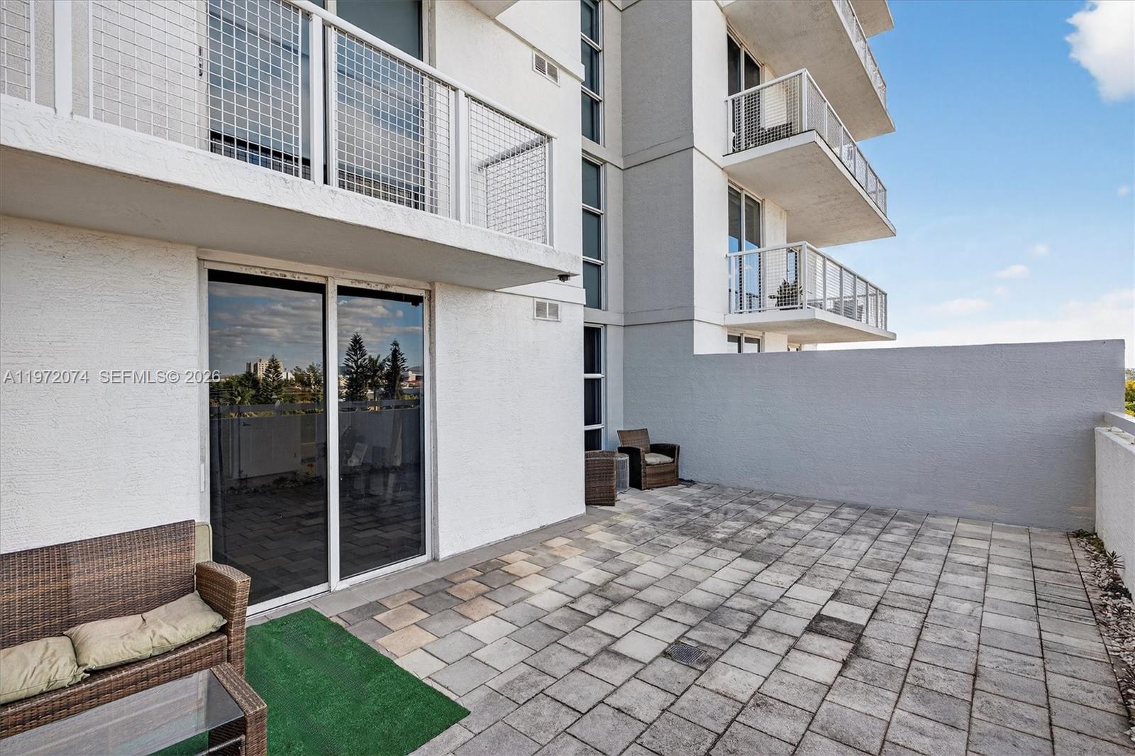 900 SW 8th St #505 Miami, FL 33130