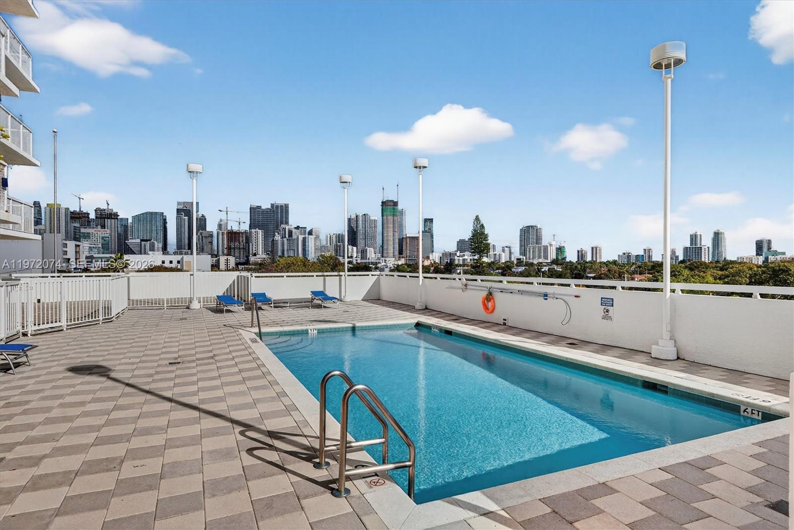 900 SW 8th St #505 Miami, FL 33130