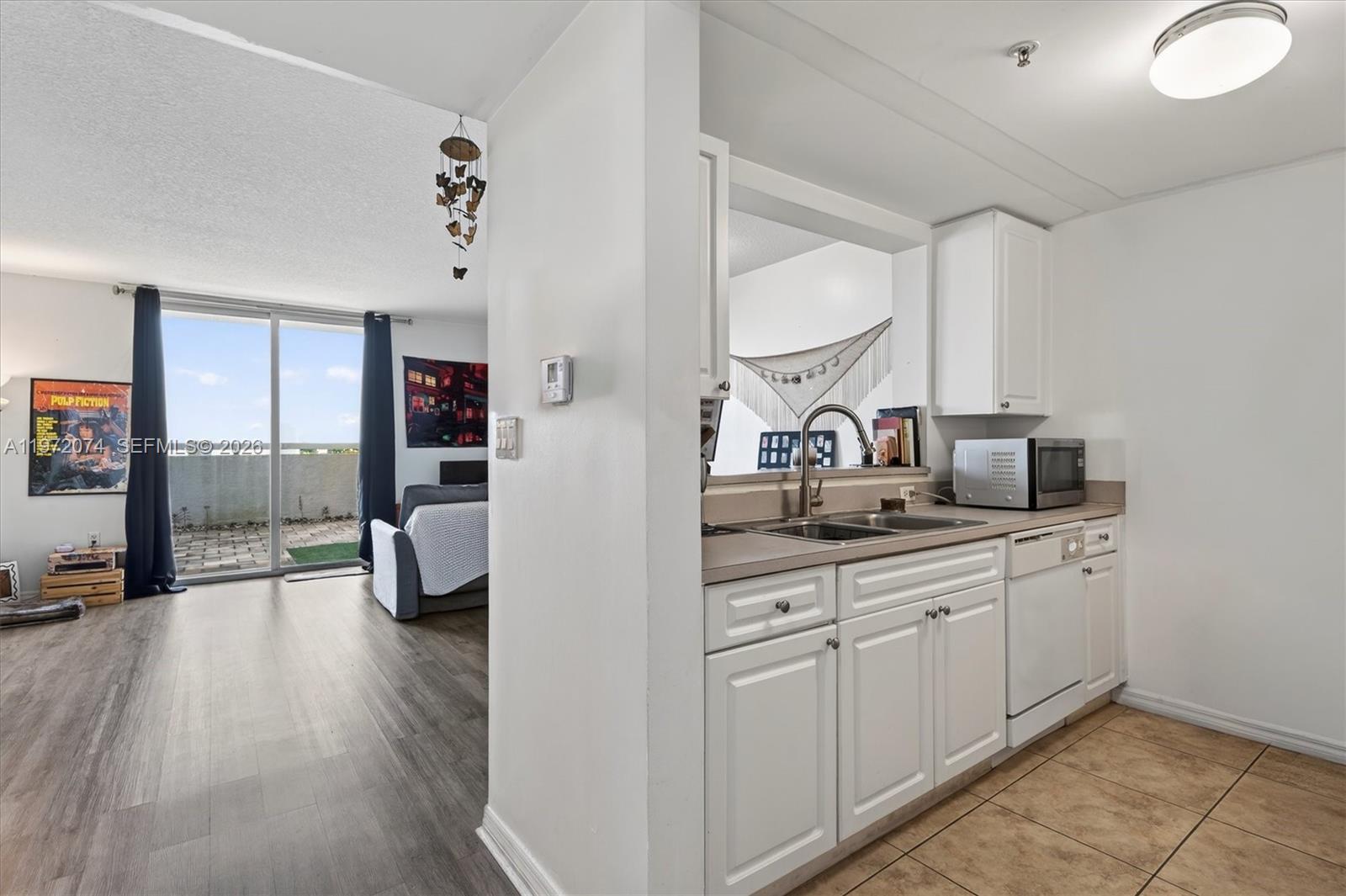 900 SW 8th St #505 Miami, FL 33130