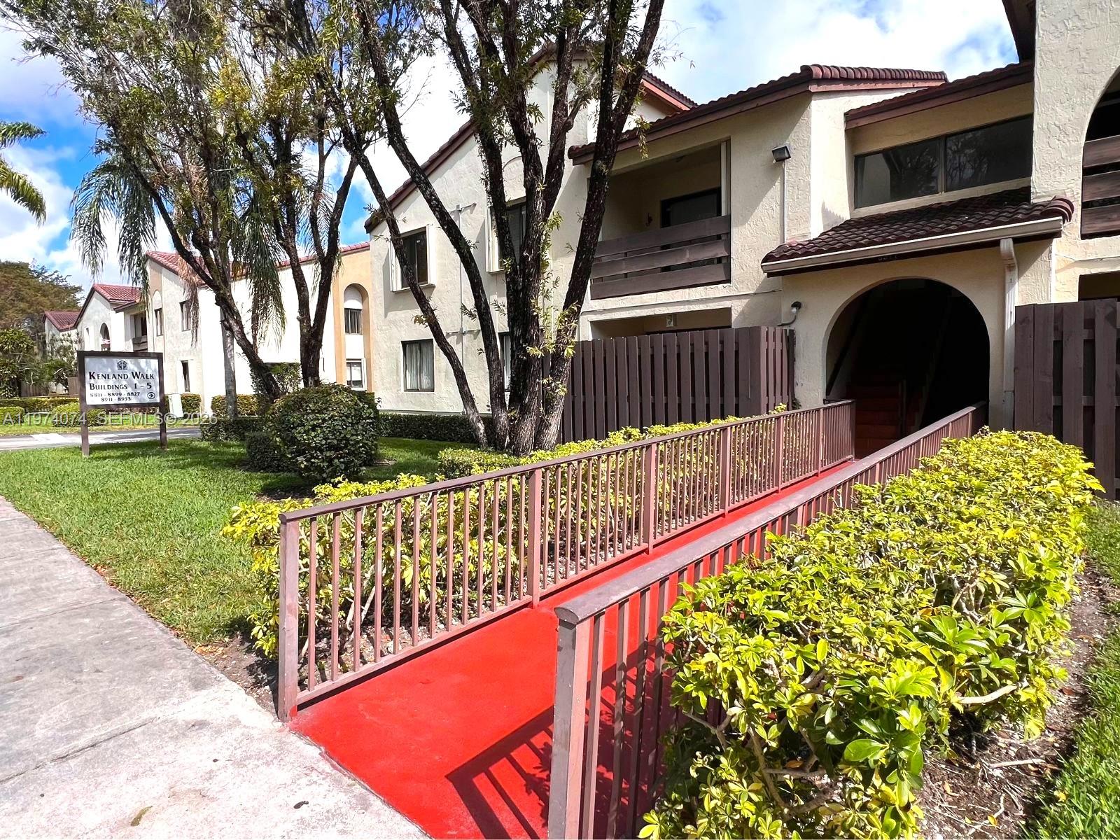 8911 SW 123rd Ct #101