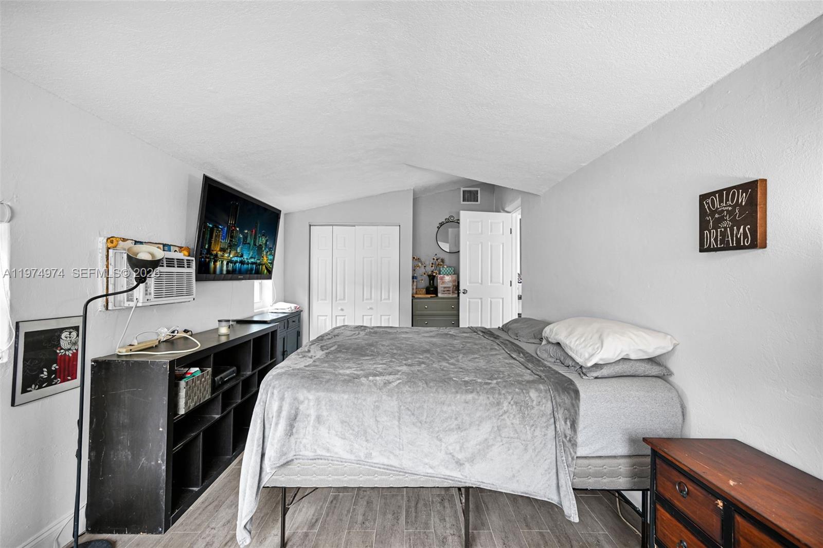 1021 NE 82nd Ter Miami, FL 33138