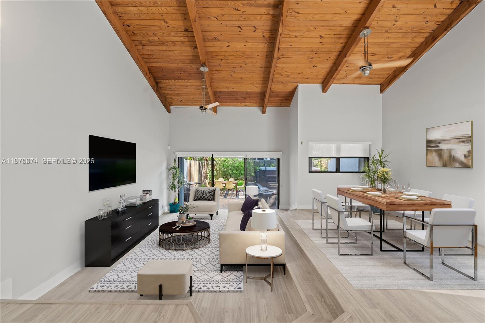 1250 SE 2nd St #1250