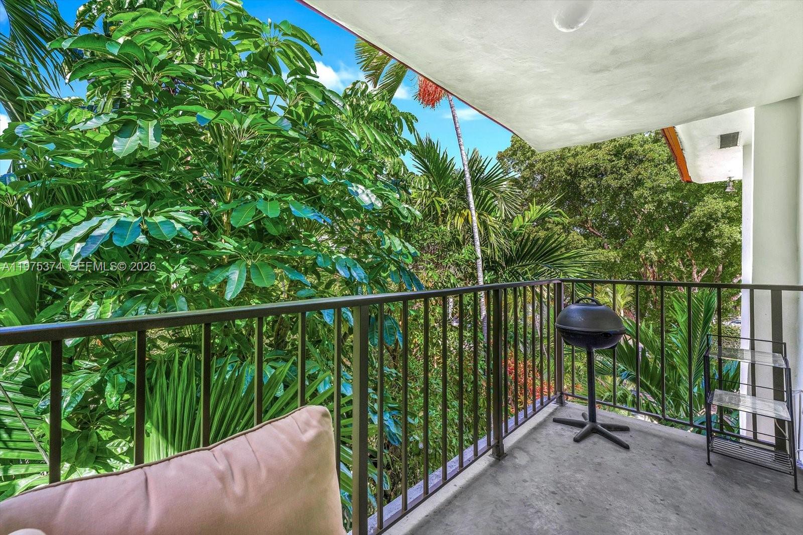 1821 Jefferson Ave #301 Miami Beach, FL 33139