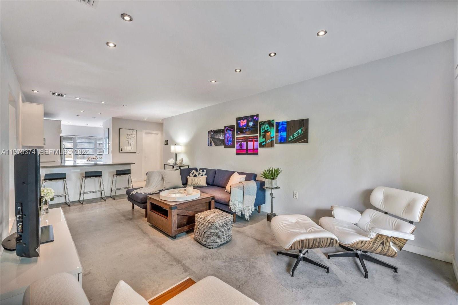 1821 Jefferson Ave #301 Miami Beach, FL 33139