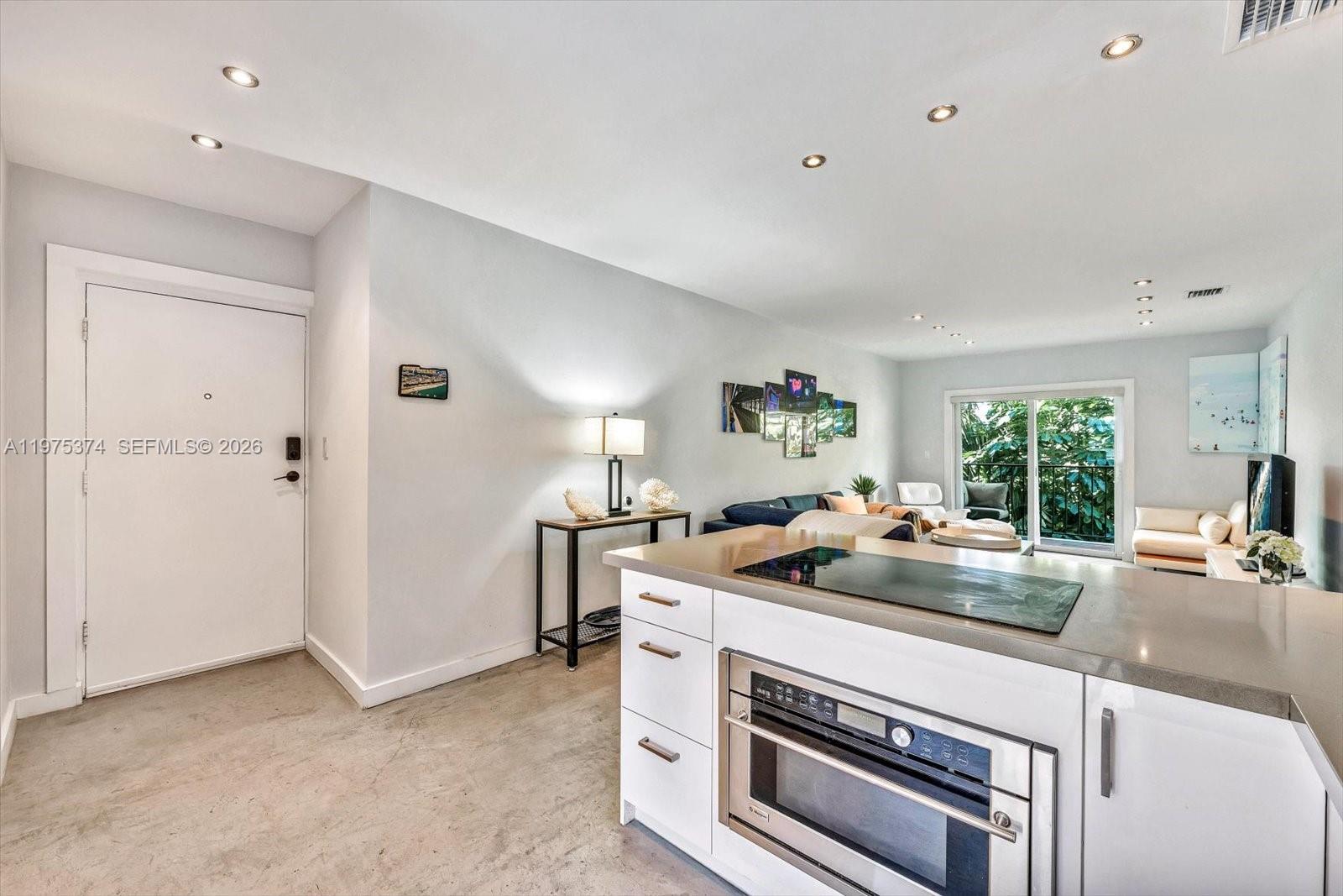 1821 Jefferson Ave #301 Miami Beach, FL 33139