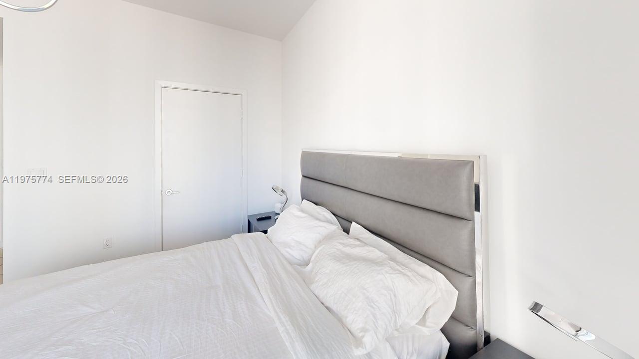 image Axis on Brickell South6