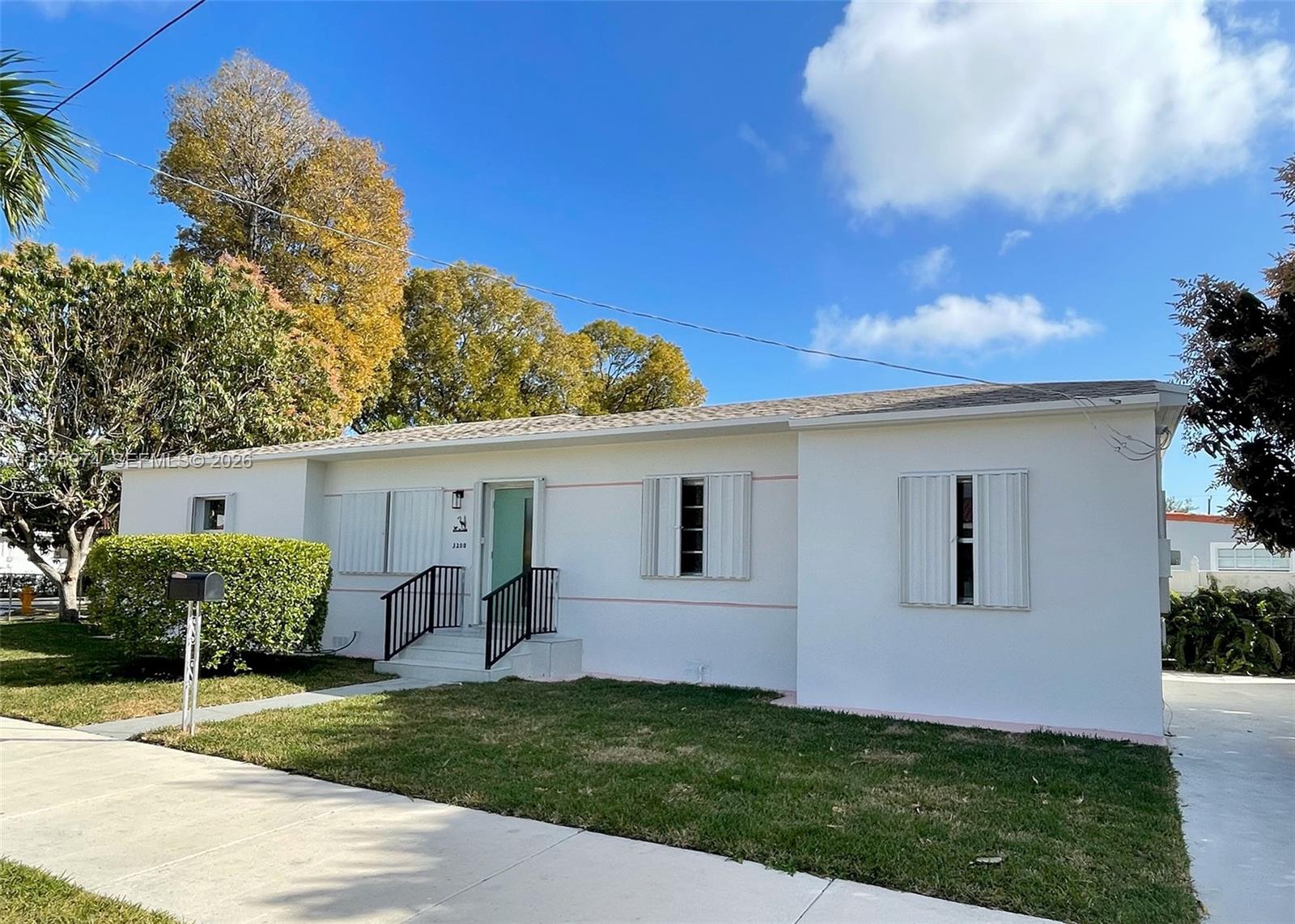 3200 SW 2nd St Miami, FL 33135