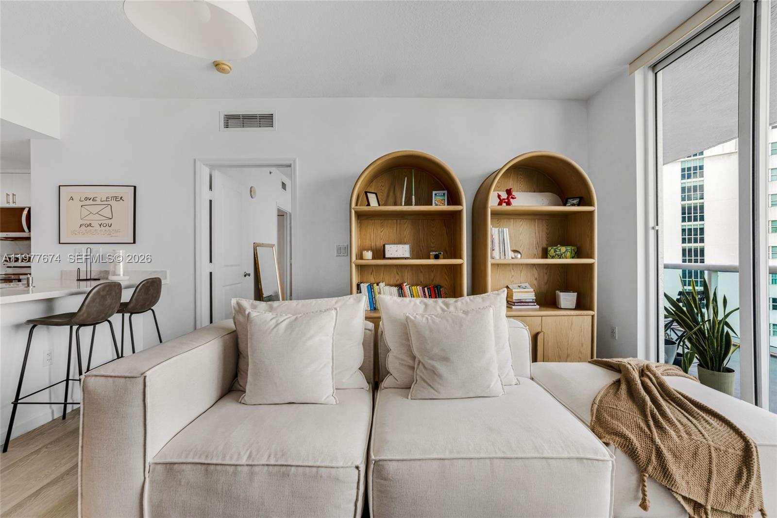 7910 Harbor Is Dr #901 North Bay Village, FL 33141