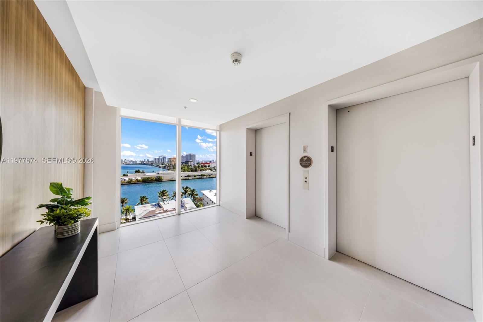 7910 Harbor Is Dr #901 North Bay Village, FL 33141