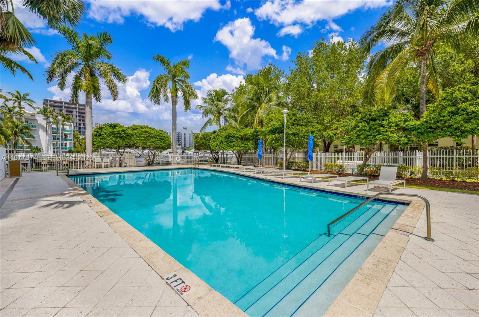 7910 Harbor Is Dr #901 North Bay Village, FL 33141