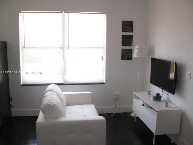 900 Jefferson Ave #4 Miami Beach, FL 33139